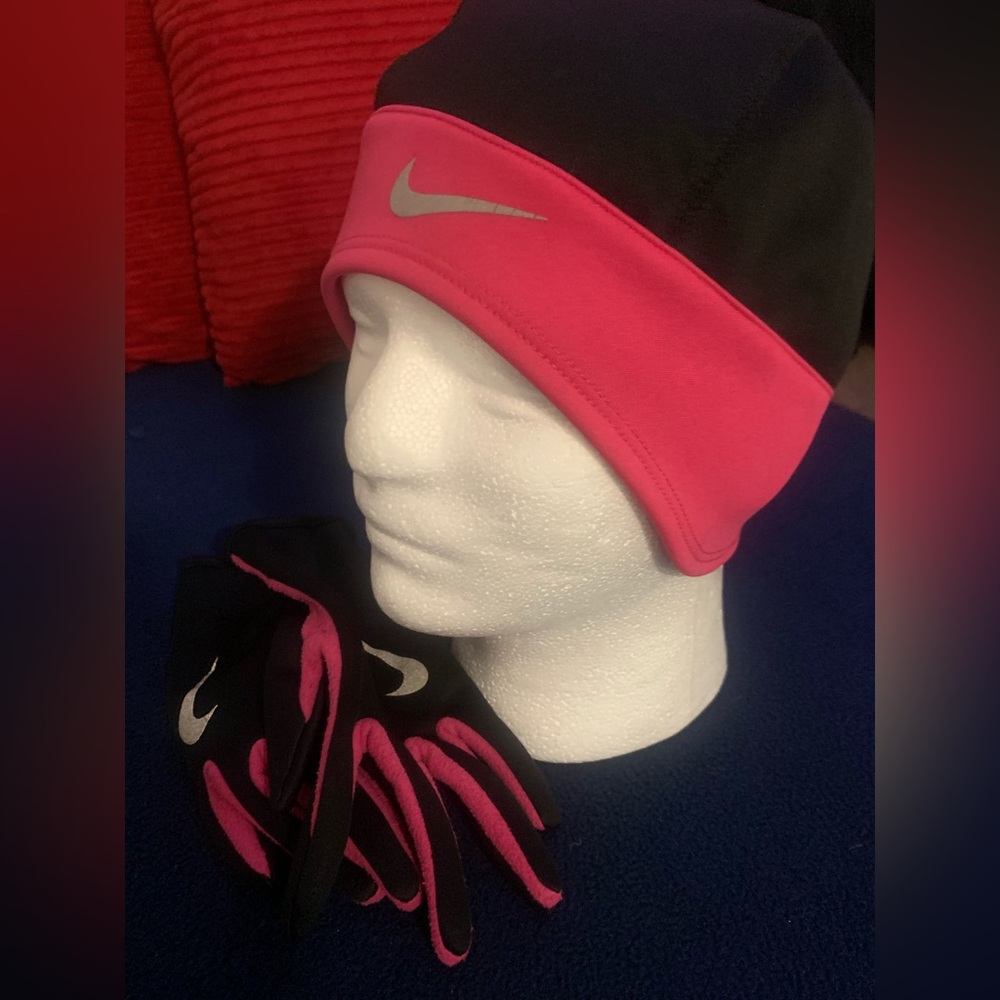 NIKE cap & gloves swoosh set (ponytail)
